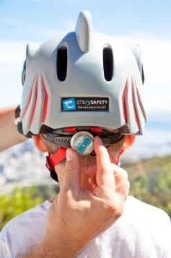 Crazy Safety - Kinderfietshelm - Blauwe Haai - S/M - 49-55 Cm Verstelbaar -BASIL Verkoop 800x1200 32