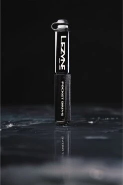 LEZYNE POCKET DRIVE BLACK/HI GLOSS -BASIL Verkoop 801x1200 4