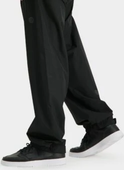 AGU GO Regenpak Essential Unisex - Zwart - XL - Dames & Heren - Waterdicht & Ademend 32 AGU GO Regenpak Essential Unisex - Zwart - XL - Dames & Heren - Waterdicht & Ademend -BASIL Verkoop 875x1200 8