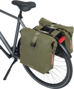 Basil SoHo Dubbele Fietstas Nordlicht - Mosgroen - 41 Liter -BASIL Verkoop 994x1200 1